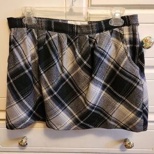 Women's plaid lined mini skirt